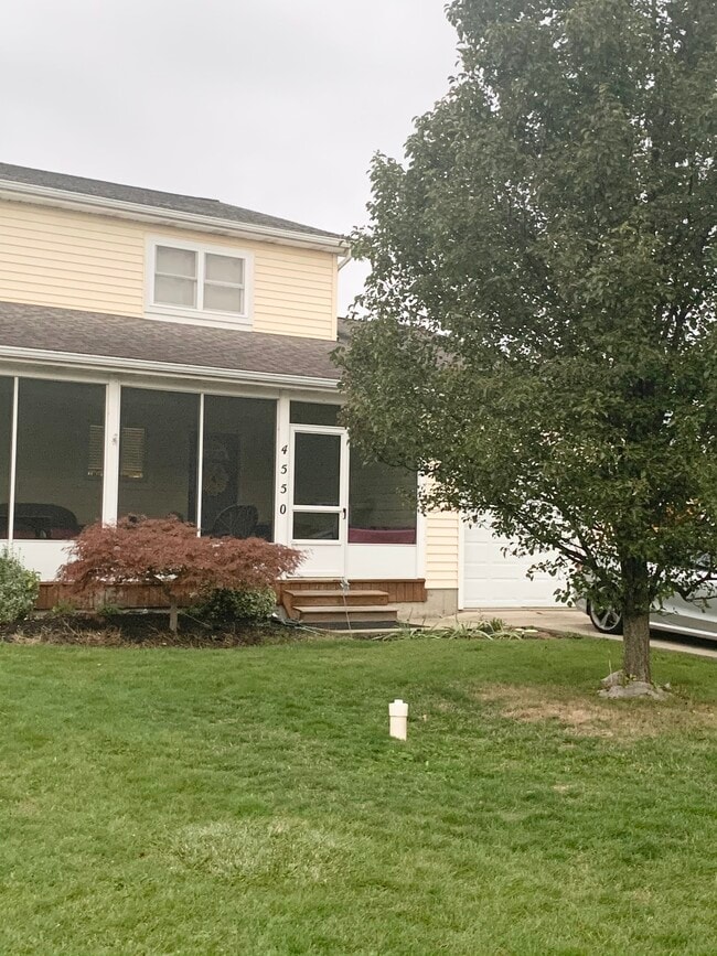 Building Photo - 4550 Washington Dr
