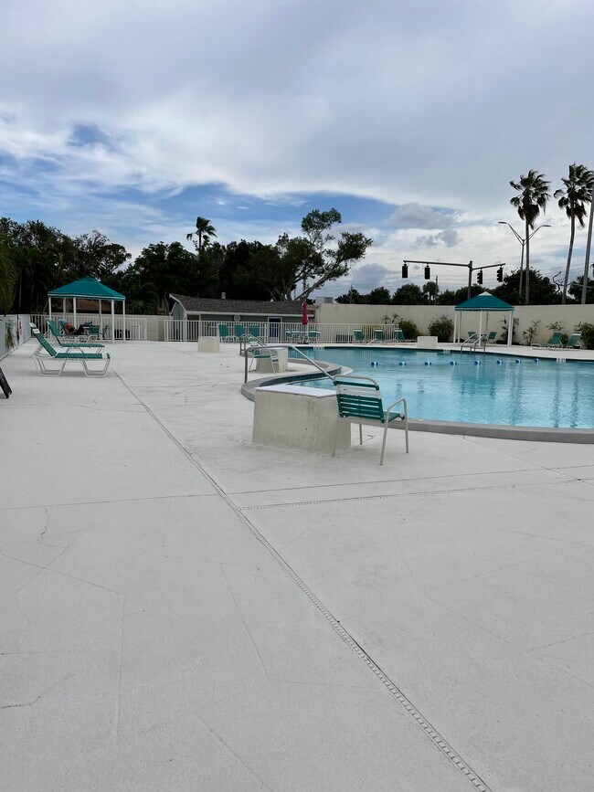 community pool - 4291 Island Cir