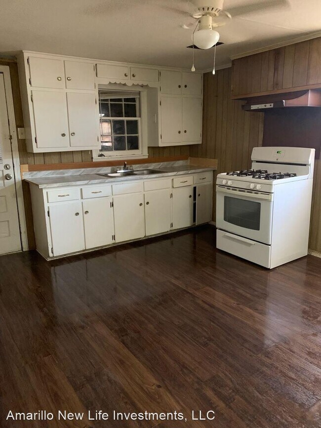 Foto del edificio - 2 br, 1.5 bath House - 818 S. Dallas