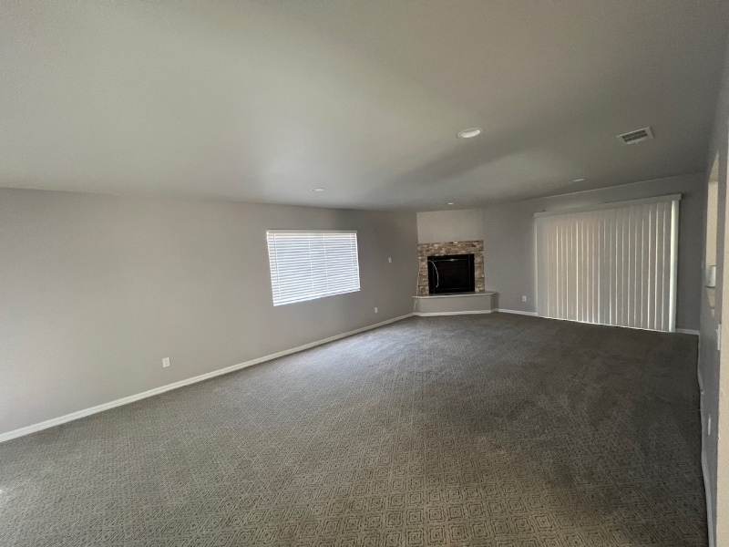 Foto principal - 24314 Dolan Dr