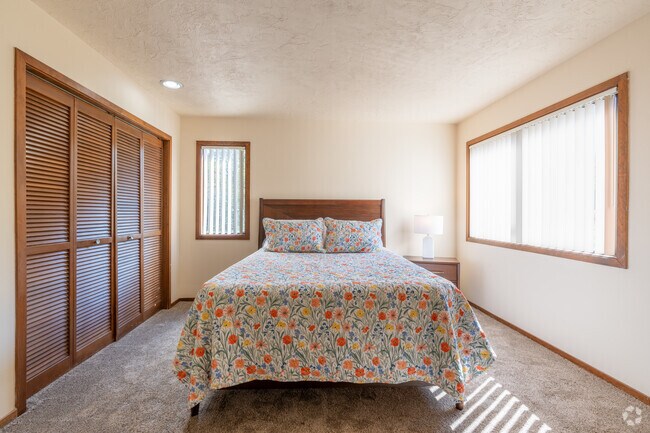 1 habitación, 1 baño - 910 pies cuadrados - Dormitorio - Delta Grove