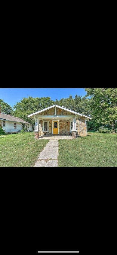 Available July 1st! 2-bedroom, 1-bathroom... - Available July 1st!  2-bedroom, 1-bathroom...