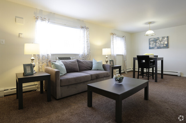 Living Room - Tamarack Station Apartments