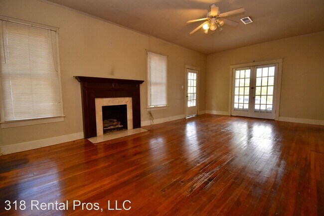 Building Photo - 3 br, 1 bath House - 602 S Bonner