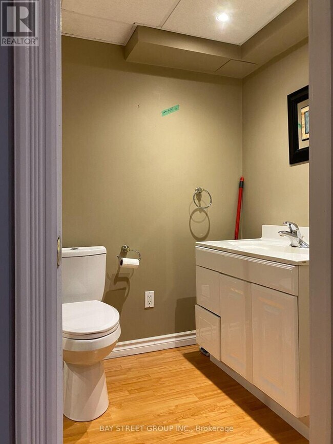 Photo du bâtiment - 5958 Greensboro Dr