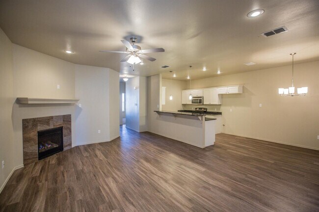 Foto del edificio - 2114 10th St