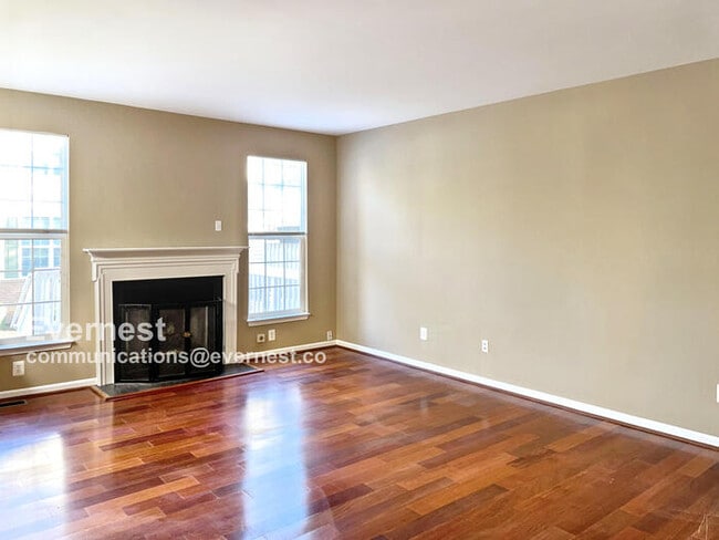 Building Photo - 43206 Somerset Hills Terrace