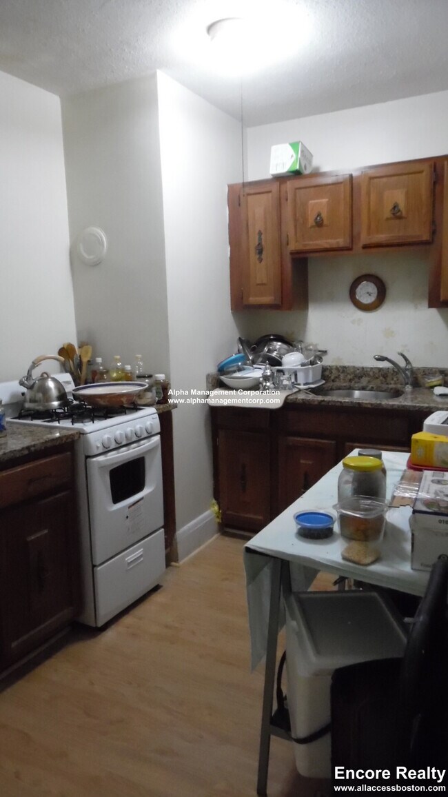 Foto del edificio - 349 Pleasant St