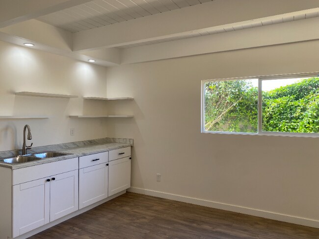 Foto del edificio - 241 Barrington Pl