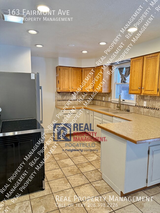 Foto del edificio - 163 Fairmont Ave