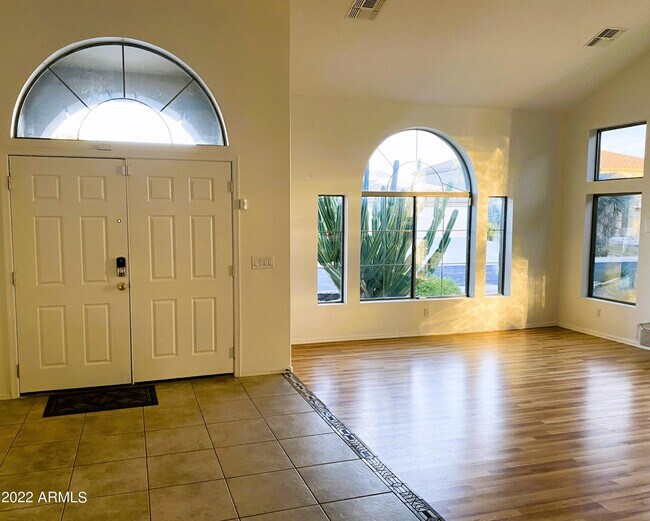 Foto del edificio - 27822 N 47th St