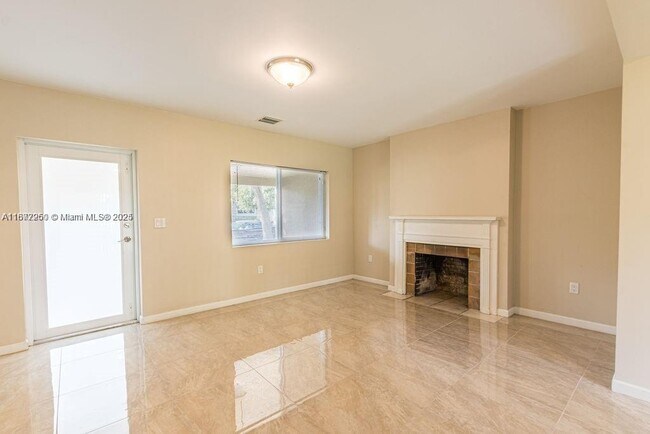 Foto del edificio - 175 NW 101st St