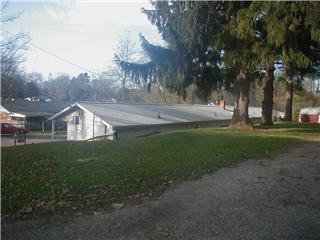 Building Photo - Route 18