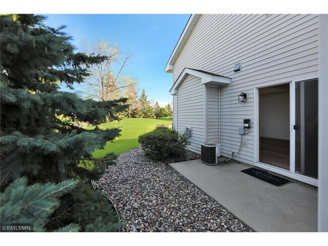 Building Photo - 17397 Glacier Wy