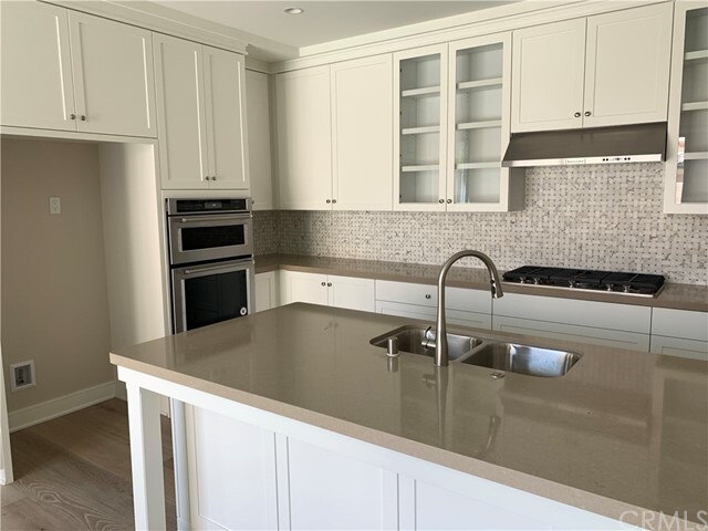Building Photo - 118 Dolci