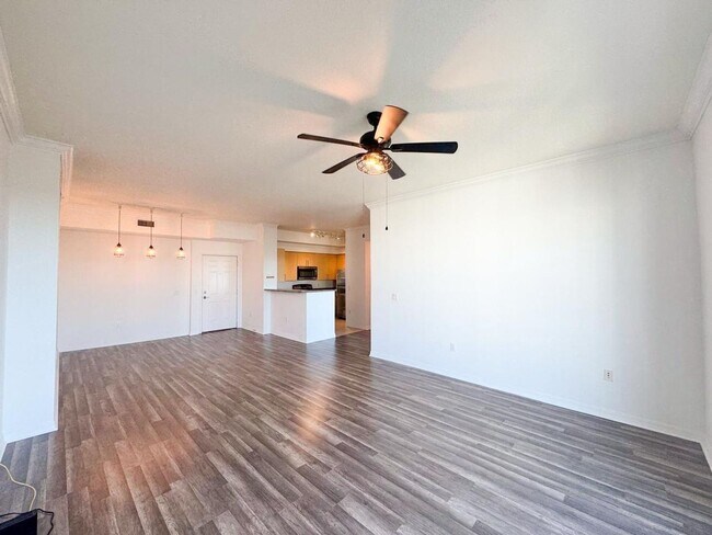 Foto del edificio - 2421 NE 65th St