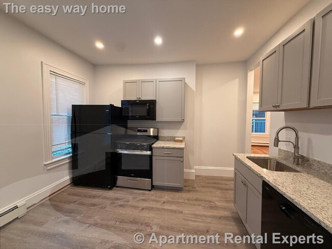 Photo - 37 Oak St Apartment