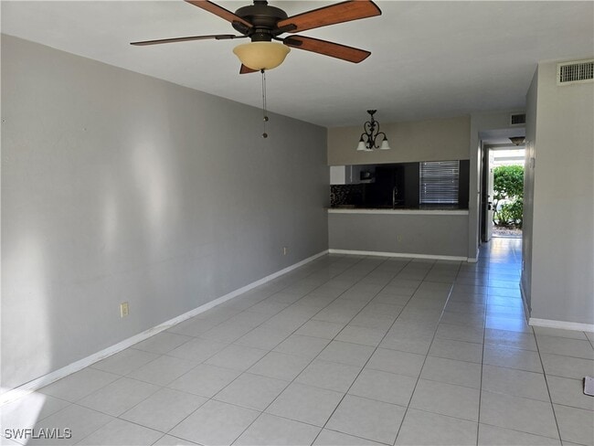 Foto del edificio - 2660 Kings Lake Blvd