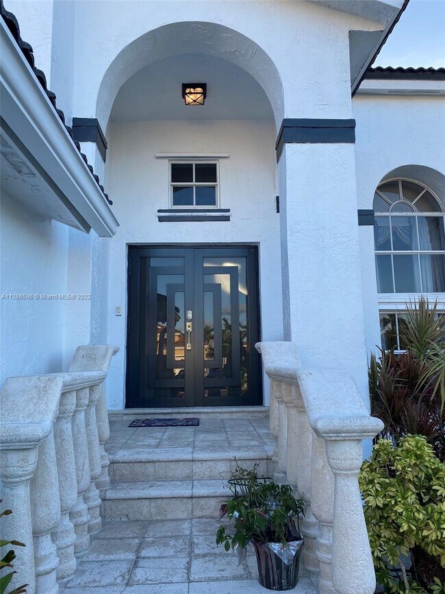 Foto del edificio - 854 NW 132nd Ct
