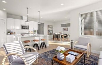 Building Photo - 13911 SW 172nd Ave