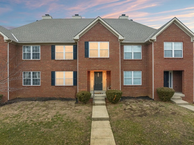 Building Photo - Spacious, Stylish, and Full of Charm – 3 bedroom home in Lexington | $1,900/mo