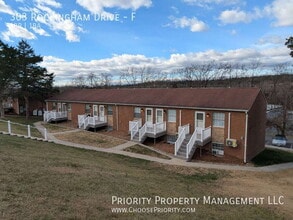 Building Photo - 303 Rockingham Dr