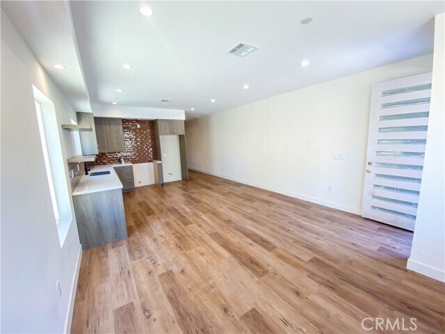 Building Photo - 1839 S Gramercy Pl