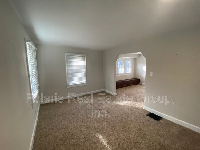 Foto del edificio - 1102 N Emerson Ave