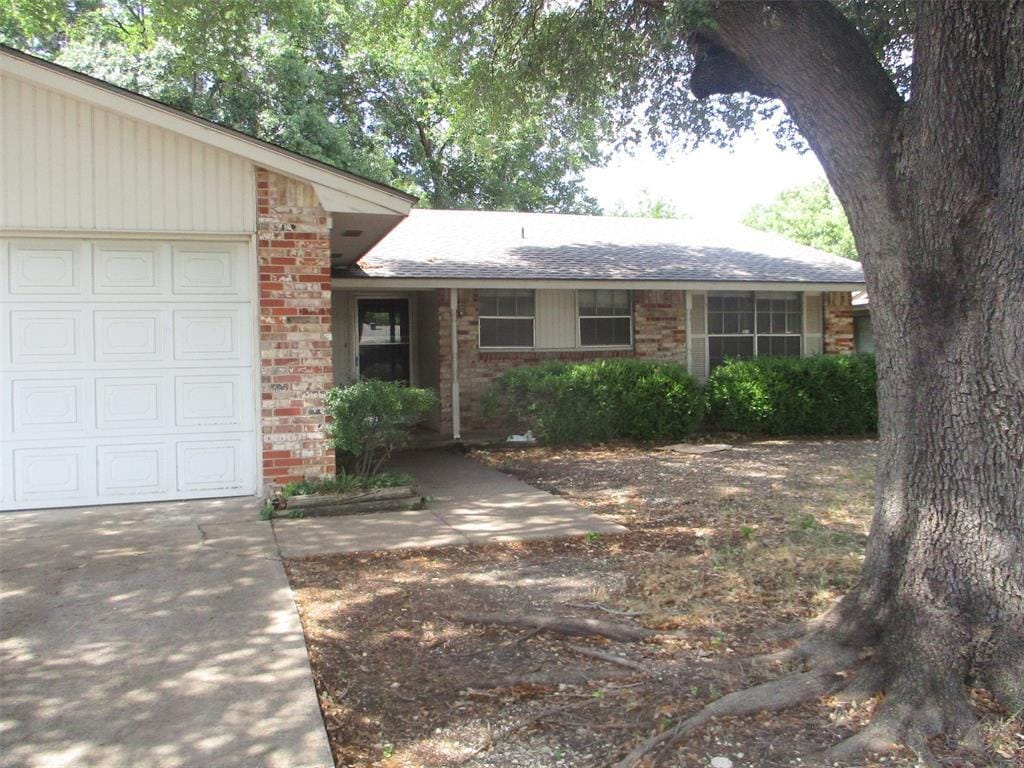 3641 Mosswood Dr, Garland, TX 75042 House for Rent in Garland, TX