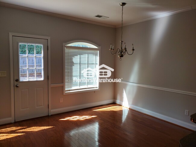 Foto del edificio - 262 Derby Ct