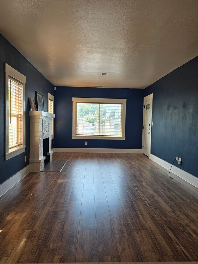 Foto del edificio - Upgraded Single Story Home in Oakland ....