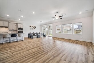 Building Photo - 10014 Serenity Grv Dr