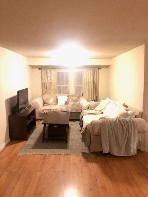 Living Room - 211 N Apple St