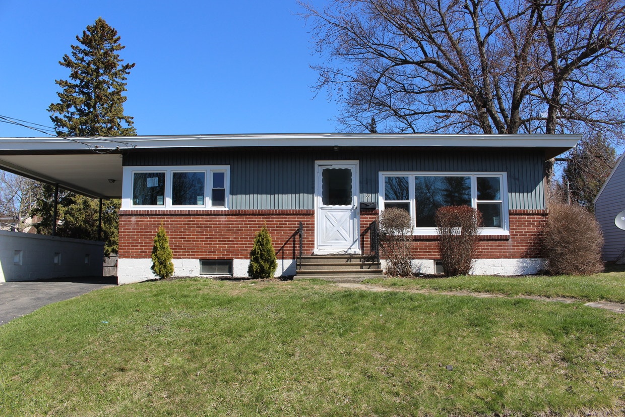 331 Hampton Ave, Rensselaer, NY 12144 House Rental in Rensselaer, NY