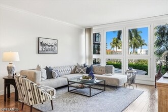 Building Photo - 4031 Gulf Shore Blvd N