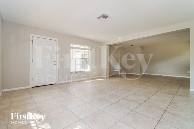 Foto del edificio - 9303 N Edison Ave