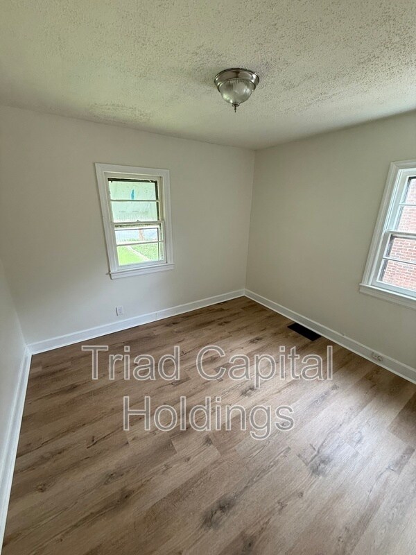 Foto del edificio - 1701 N Jackson Ave