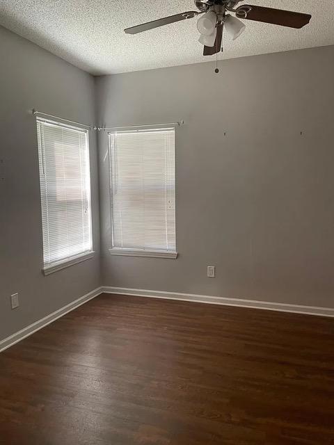 Building Photo - 4 bedroom in Jacksonville FL 32218