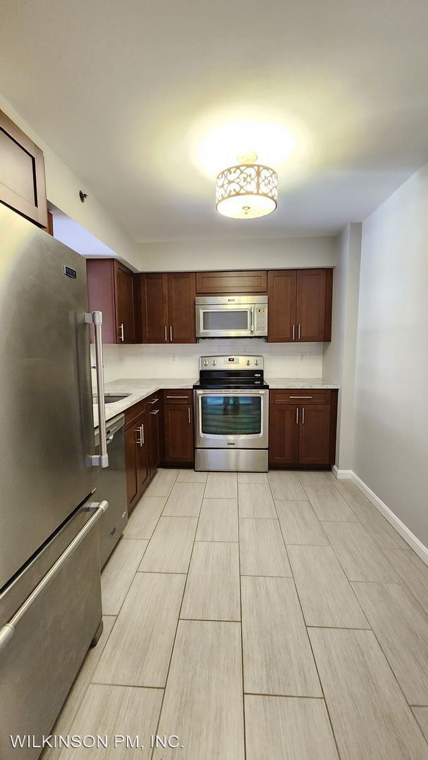 Foto del edificio - 1 br, 1 bath House - 505 Braddock Rd #207