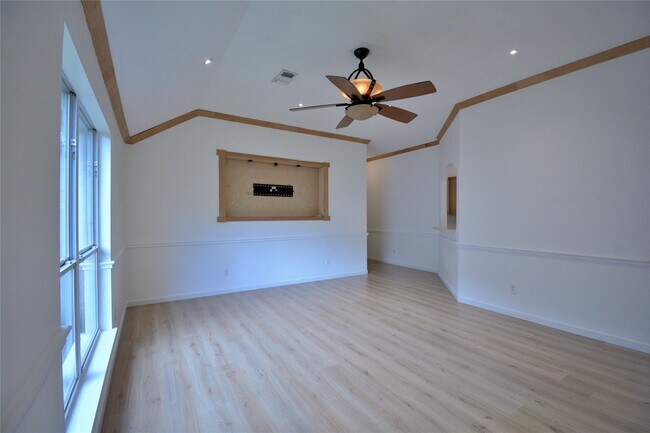 Foto del edificio - 9238 Clearwood Landing Blvd
