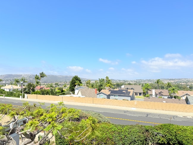 Building Photo - 24033 Vista Corona