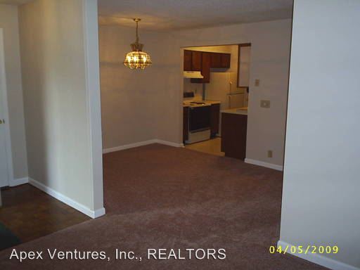 Building Photo - 116 Brooke Castle Dr