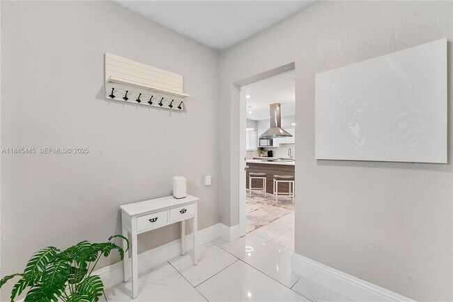 Foto del edificio - 2227 Cody St