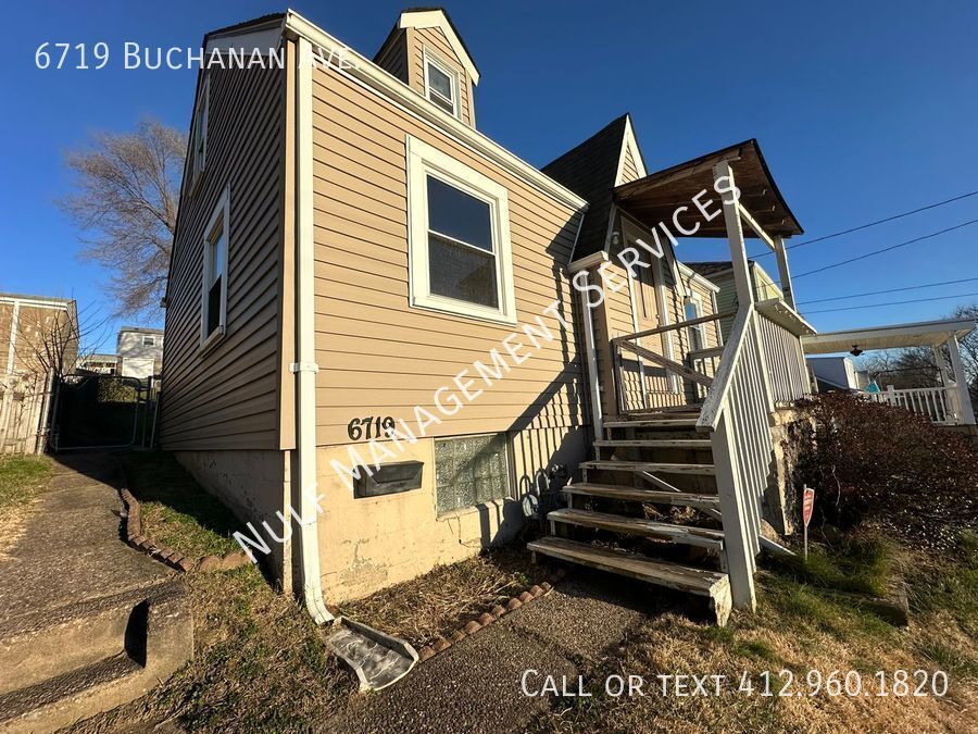 Primary Photo - Scenic House in West Mifflin, 2 bed 1 bath