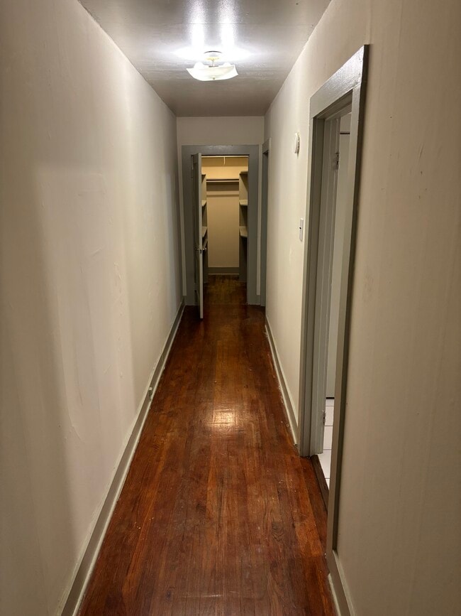 Building Photo - 861 Arlington Ave