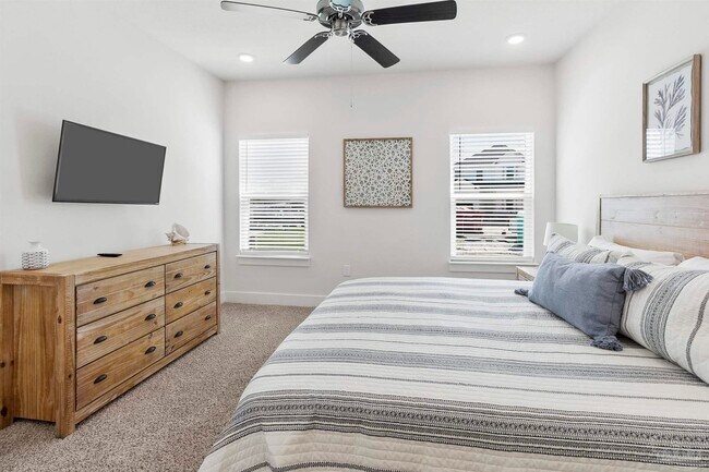 Building Photo - 14334 Gardenglen Dr