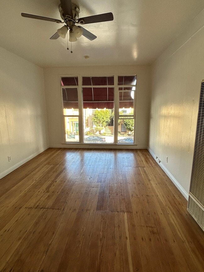 Building Photo - 1781 Orchid Ave