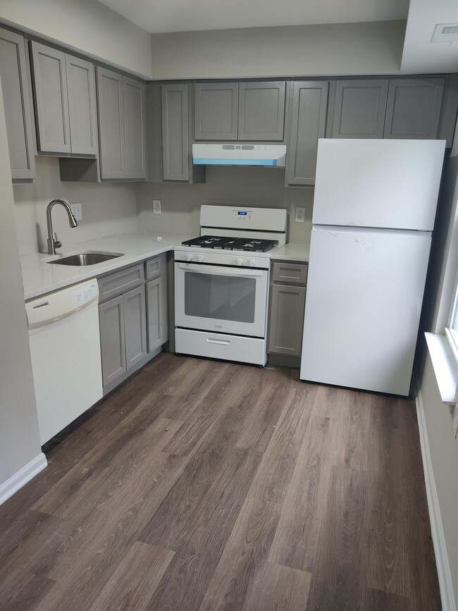 Photo - 2714 Titan St House