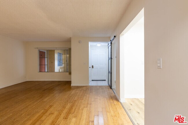 Foto del edificio - 1033 6th St