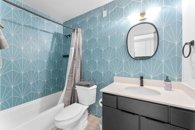 Foto del edificio - 513 Pecan Grove Rd